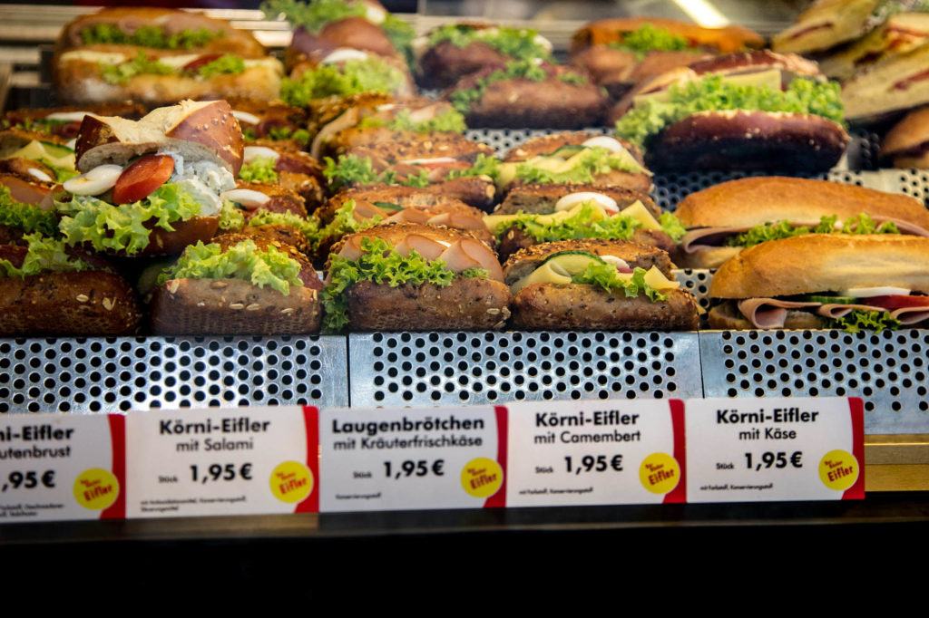 At the baker or grocer you can pick up many ready-made sandwiches.