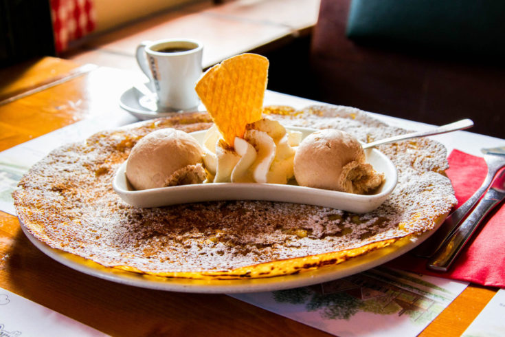 How to make traditional Dutch pancakes, with recipe.