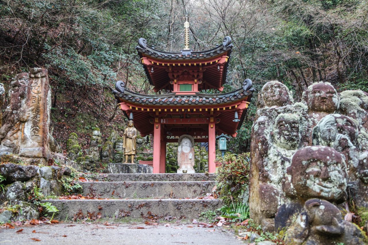 Otagi Nenbutsu-ji Temple is full of interesting statues to look at.