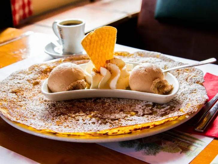 How to make traditional Dutch pancakes, with recipe.