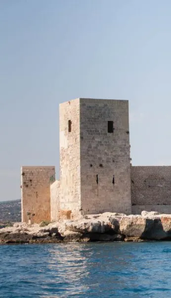 Square tower on Kizkalesi Castle.