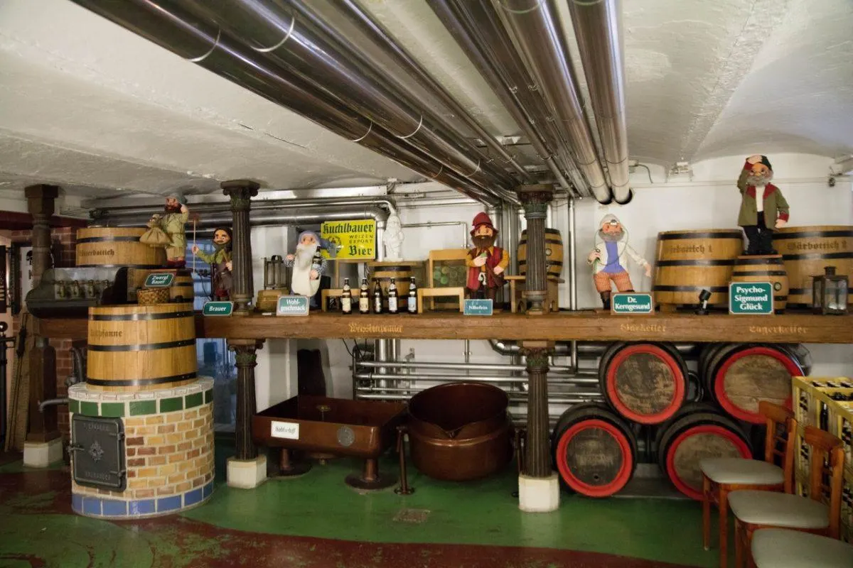 Dwarves and beer barrels are part of the brewery tour of Kuchbauer.