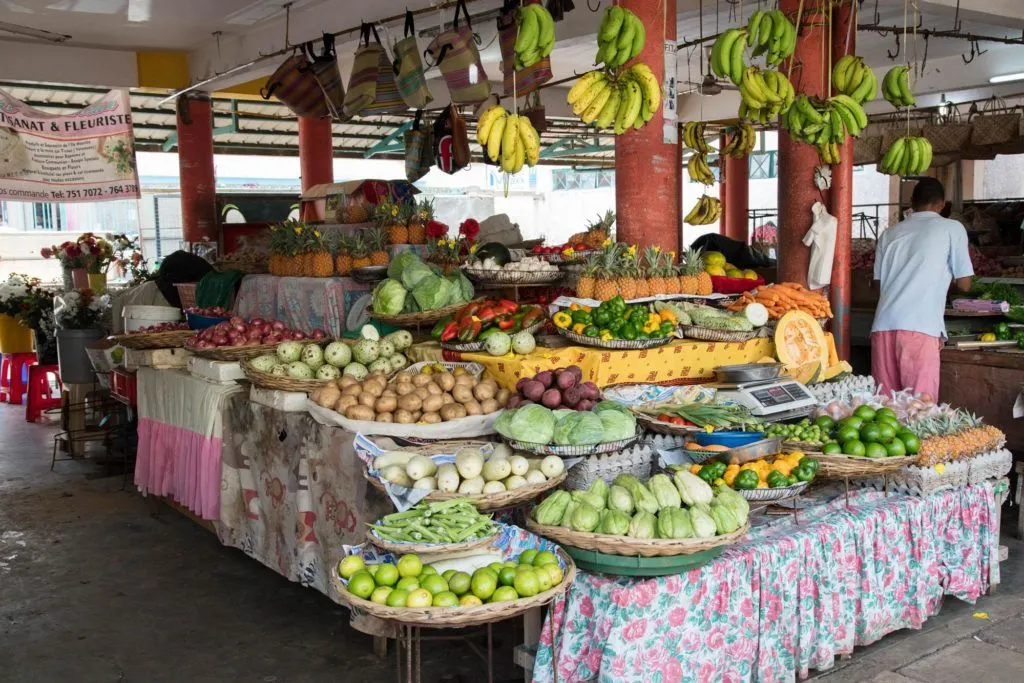 Fruit and vegetable stand at the Mahébourg market.