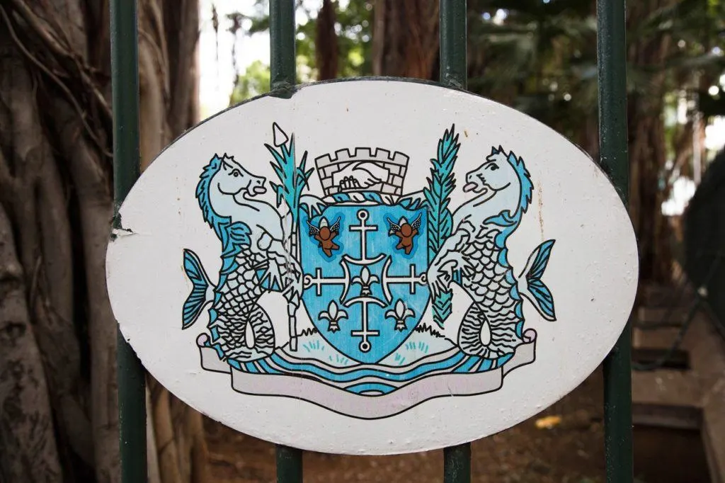 A seal depicting two seahorses and a shield, Jardin de la Companie.