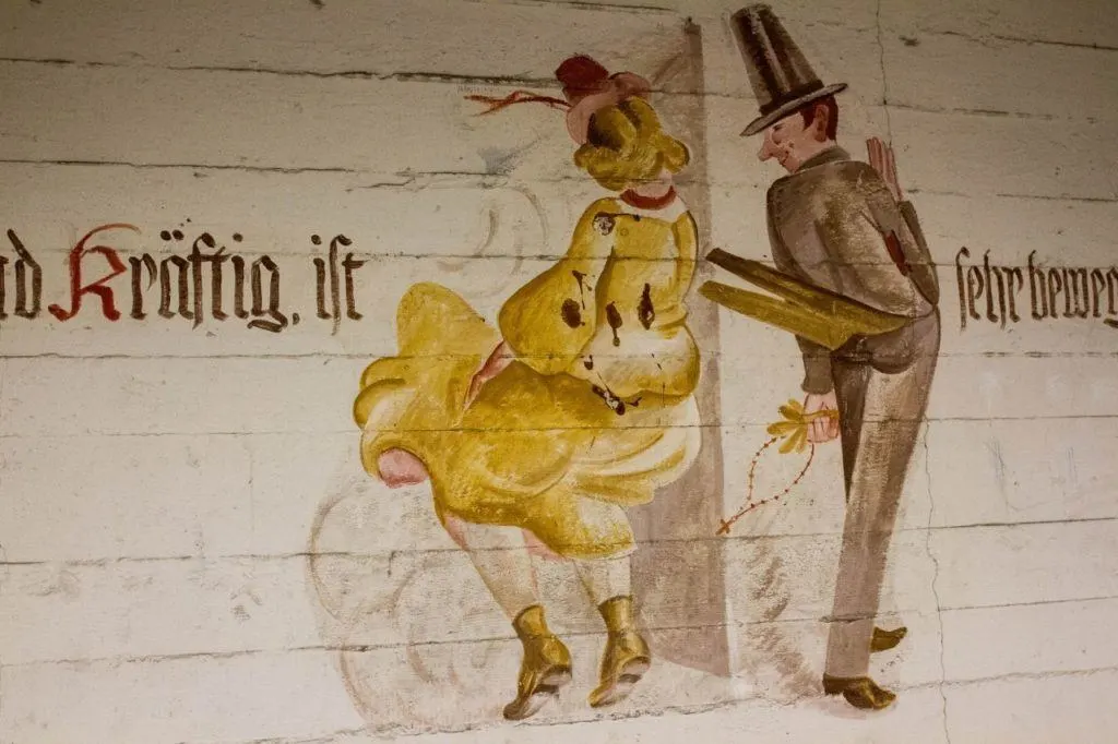 The bomb shelters were decorated quite gaily to brighten the spirits of the Tempelhof airport tunnels. 